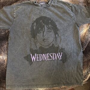 Primark Gray T-Shirt with Purple Graphic